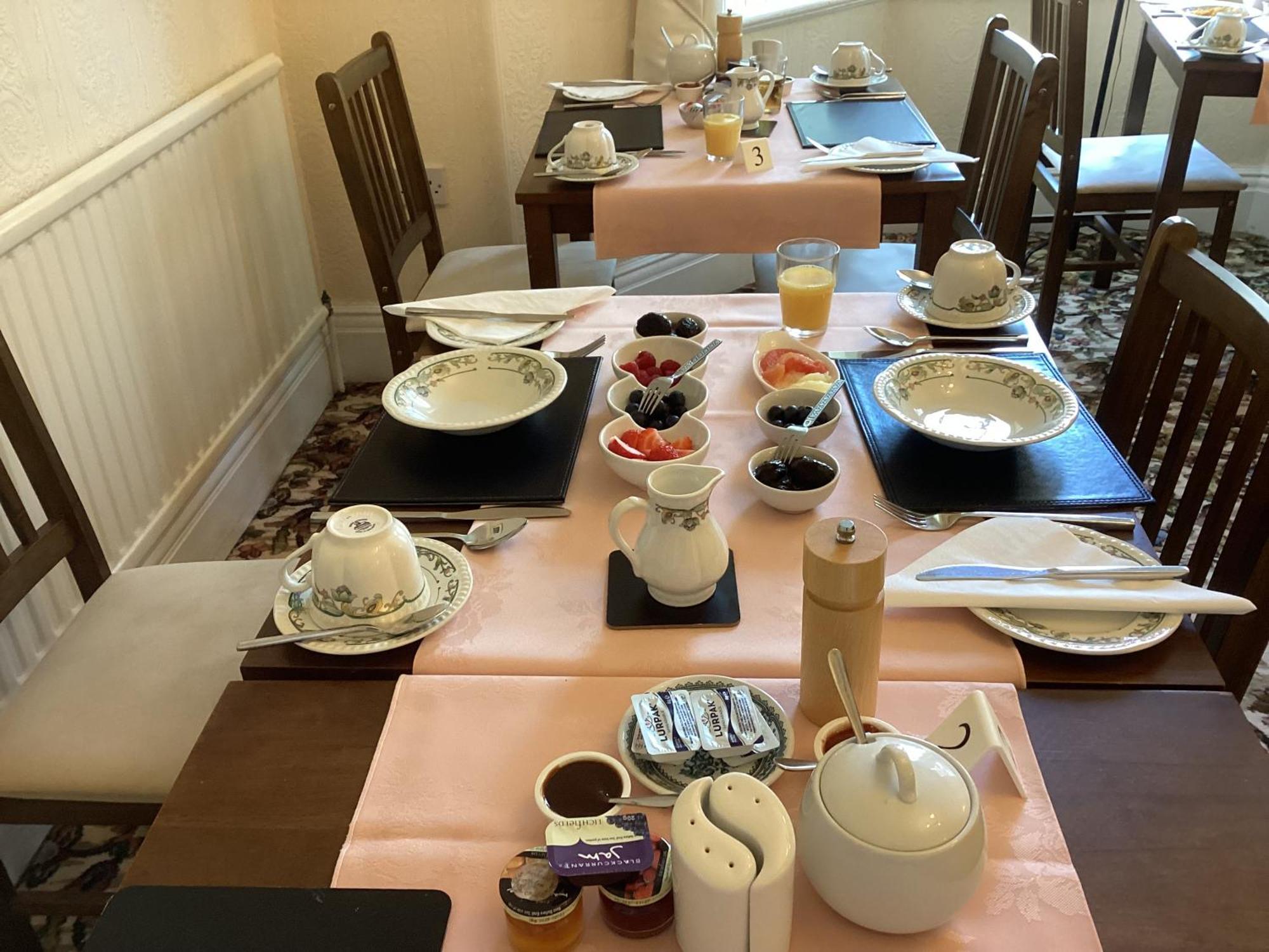 Agar House Bed & Breakfast Llandudno Bagian luar foto